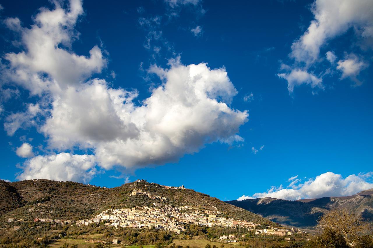 Agriturismo Di Charme Erbadoro Alvito エクステリア 写真