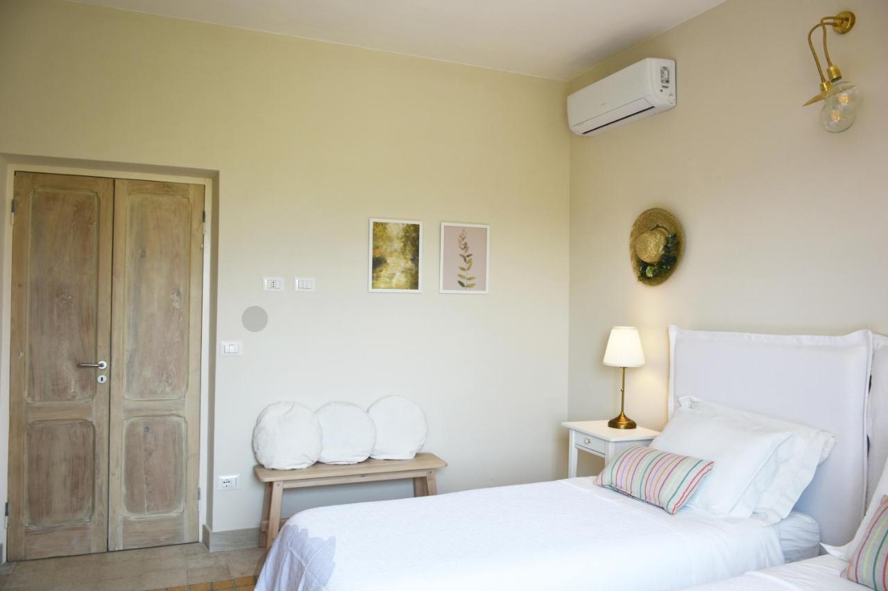 Agriturismo Di Charme Erbadoro Alvito エクステリア 写真